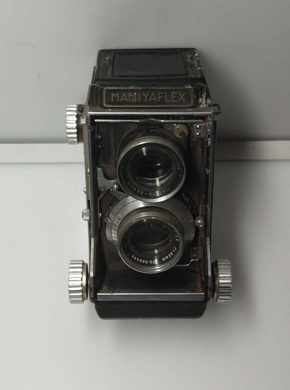 Mamiyaflex C Twin Lens Reflex Camera