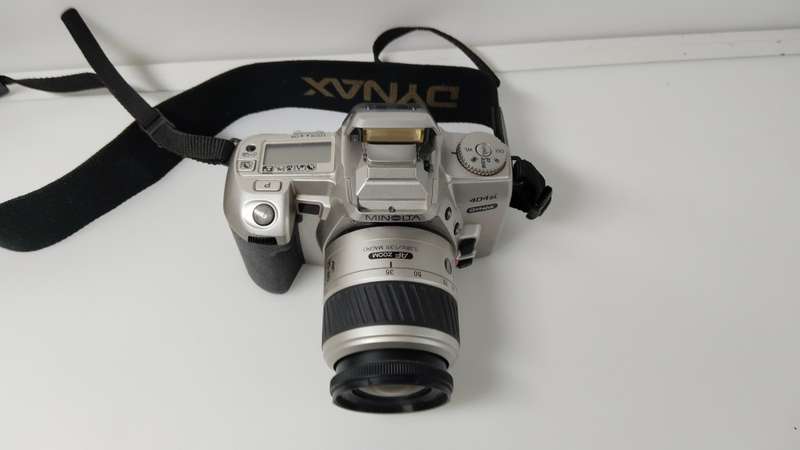 Minolta Dynax 404si SLR Camera with 35-80mm AF lens