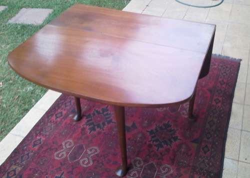 MAHOGANY DROP SIDE TABLE