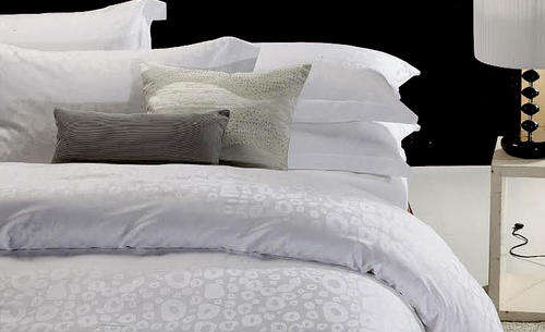 3pc Elegant Woven Egyptian Cotton Bella Bedding Set