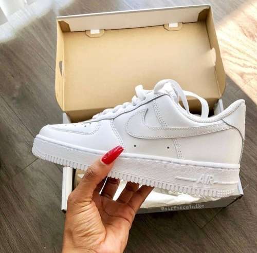 White Nike Air Force 1 | Size 4-9