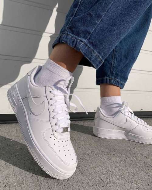 White Nike Air Force 1 | Size 3-9