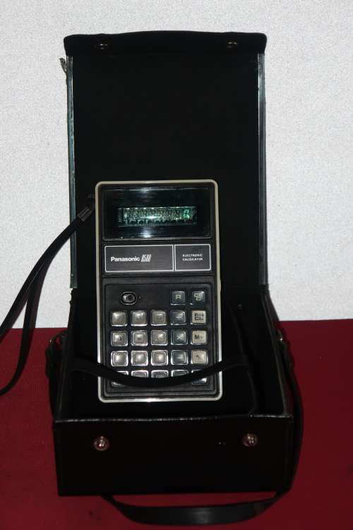 Rare PANASONIC JE-8500U ELECTRONIC CALCULATOR LED SCREEN _ IN EXCELLENT WORKING CONDITION