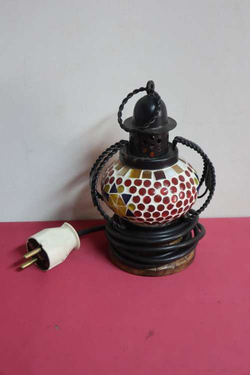 Beautiful transparent coloured mosaic lamp _ great working condition