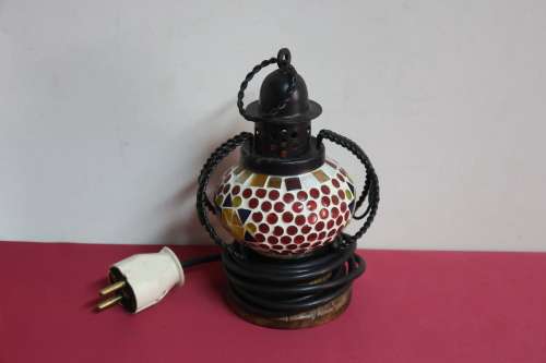 Beautiful transparent coloured mosaic lamp _ great working condition