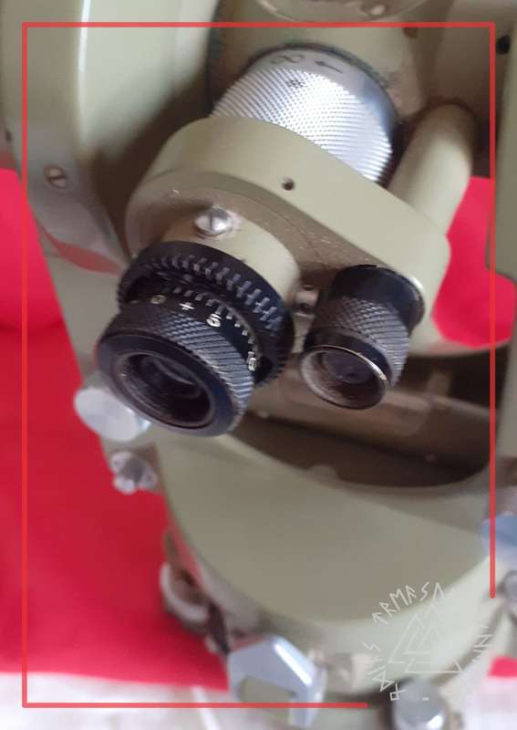 Vintage Wild Heerburgg Switzerland T16E Theodolite (circa 1956-1972)