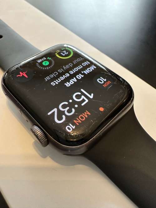 Apple Watch Series 4 44mm GPS Only Space Grey