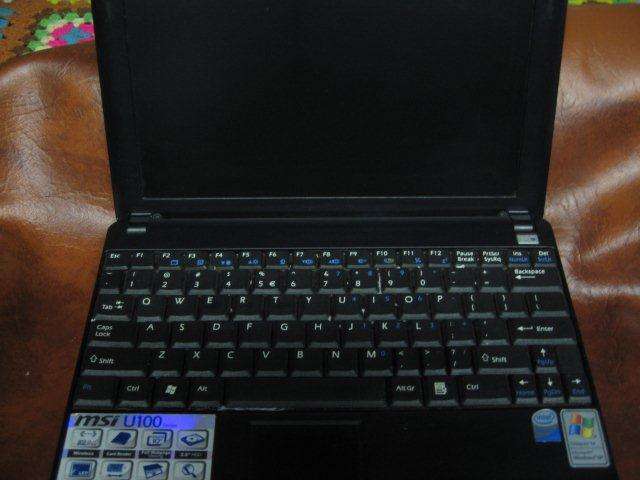 MSI - U100