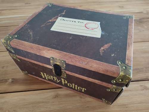 Harry Potter Hardcover Box Set (Trunk with Books 1 - 7)