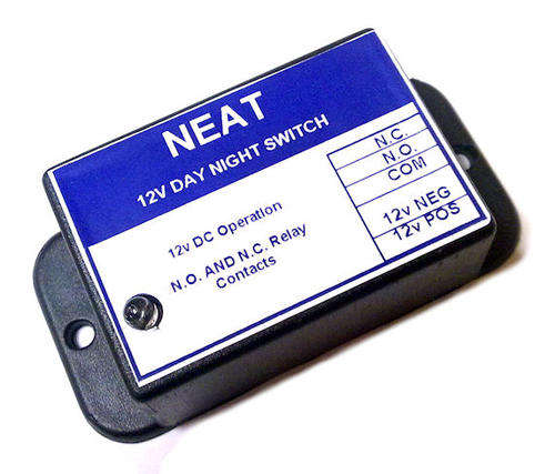 DAYNIGHT / DAYLIGHT SWITCH 12VDC