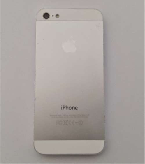 Apple iPhone 5   -    16GB