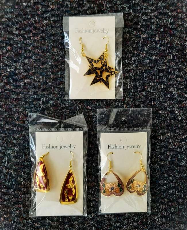 Costume Jewellery : 3 PIECE SET WOMEN EARRINGS -   DEAL 12