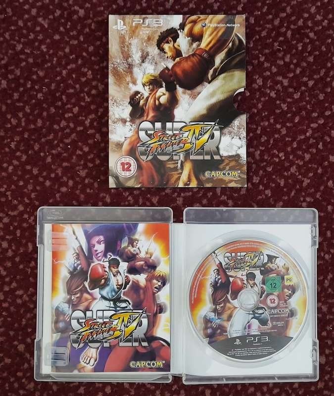 SUPER STREET FIGHTER IV  (PS3)   -  Good condition !!  -  SAME DAY SHIPPING !! - IN CARDBORD SLEEVE