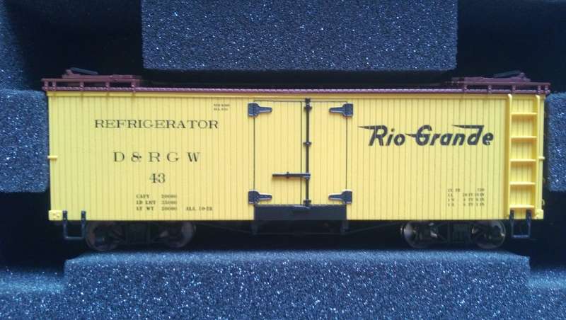 Bachmann On30 Reefer - Rio Grande