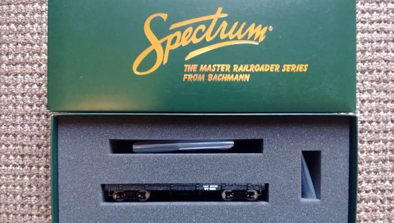 Bachmann On30 Flat Car - Unlettered