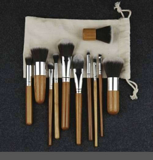 11 piece wooden make up brush set