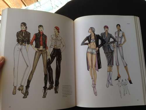 FIGURE DRAWING FOR FASHION DESIGN, R120.