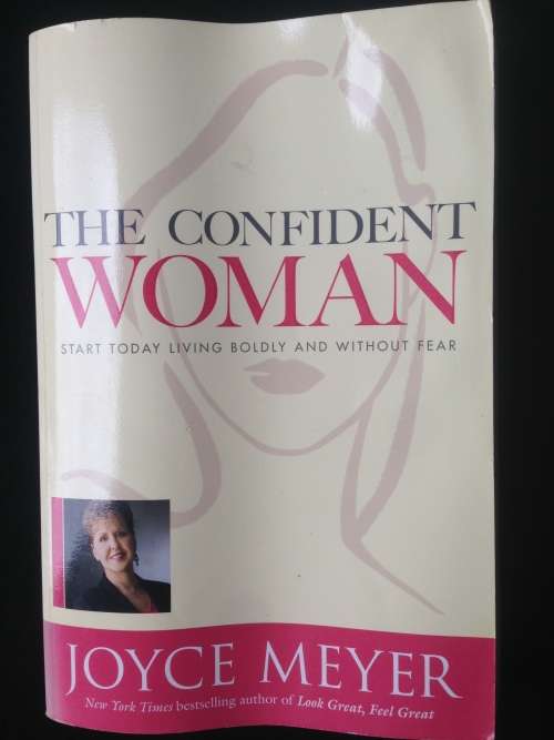 THE CONFIDENT WOMAN, JOYCE MEYER, R60.
