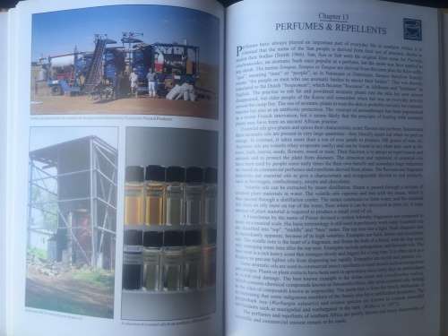 PEOPLES PLANTS. By Ben-Erik van Wyk and Nigel Gericke. R120.