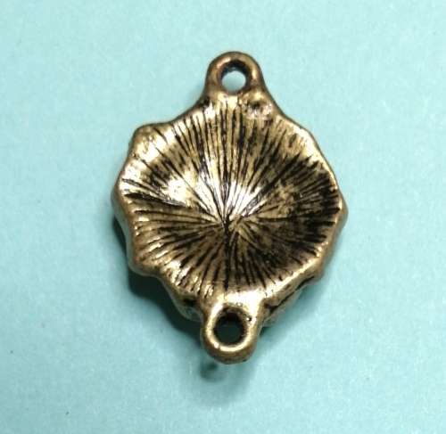 Rose connector charm in antique brass colour