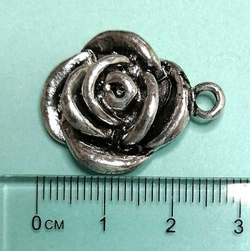 Rose charm in antique silver colour
