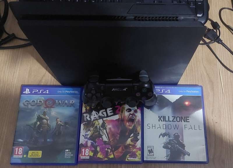 Playstation 4 1TB PS4