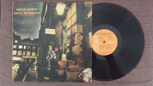 David Bowie - The Rise and Fall of Ziggy Stardust - vinyl record - 38-408 - 1972