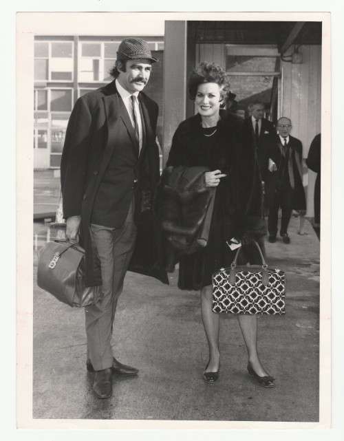 Vintage Press Photograph Newspaper Archive - Sean Connery and Maureen O`Hara - 3-11-1967