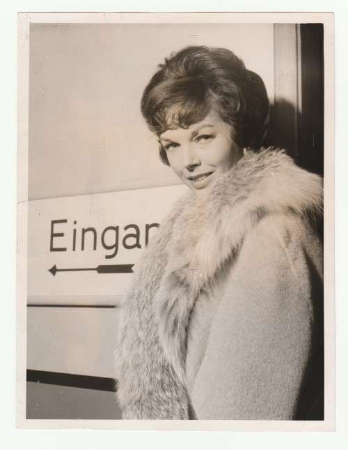Vintage Press Photograph Newspaper Archive - Dawn Adams - 23.2.1959
