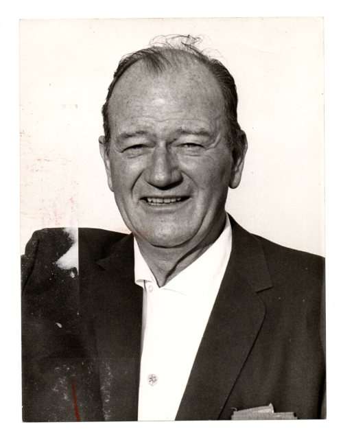 Vintage Press Photograph Newspaper Archive - John Wayne - 16 Jan 1973