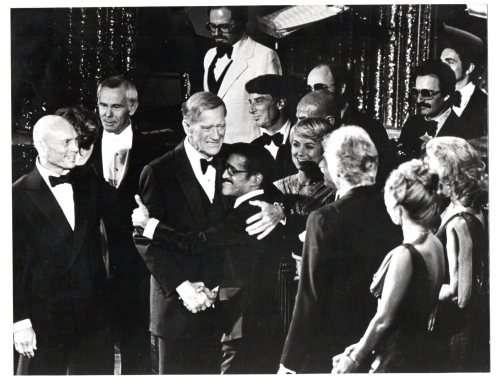 Vintage Press Photograph Newspaper Archive - John Wayne - Academy Award 1979 Last Appearance