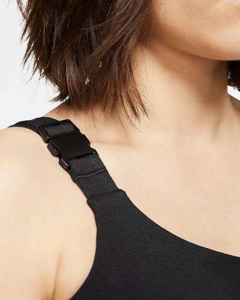 Nike Women`s Sportswear Swoosh Cropped Top Black CJ3805-010 - Size Medium