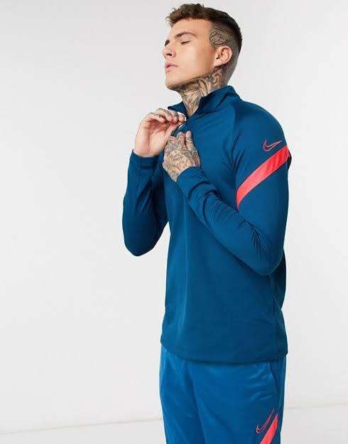 Nike Men`s Dri-Fit Academy Long Sleeve Football T-shirt Navy BV6916-432 - Size Medium