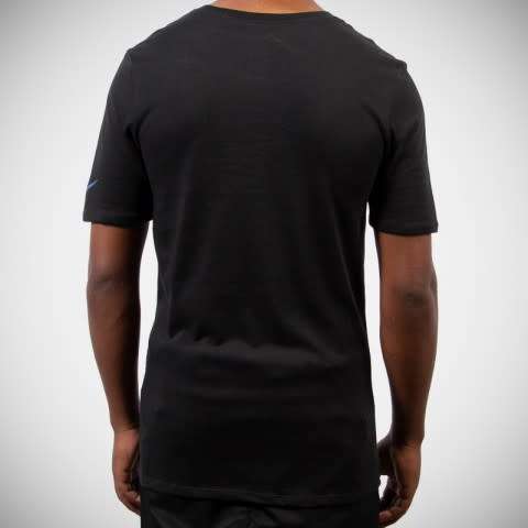 Men`s Nike Basketball Short Sleeve T-Shirts Black 923725-010 - Size Medium