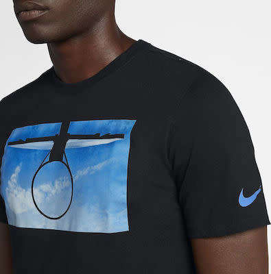 Men`s Nike Basketball Short Sleeve T-Shirts Black 923725-010 - Size Medium