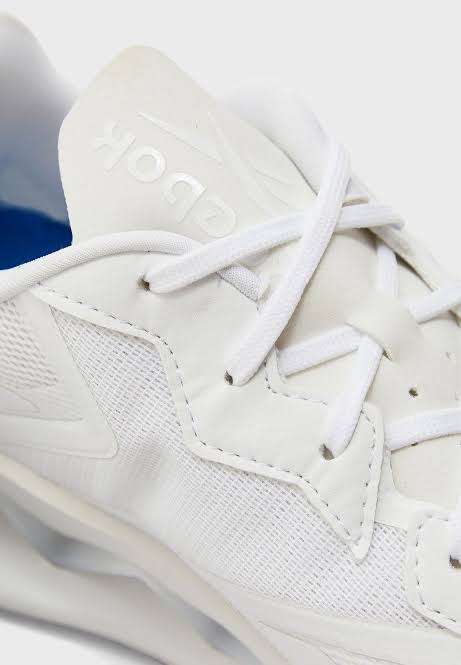 REEBOK Unisex ZIG Elusion Energy Shoes White/Dynamic Blue/White FV3842 - Size 9
