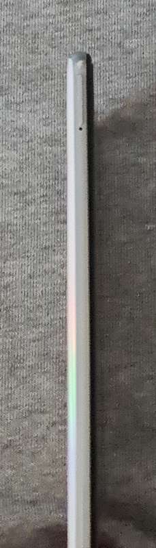 Samsung Galaxy A70 128GB Single SIM - White (Mint Condition)