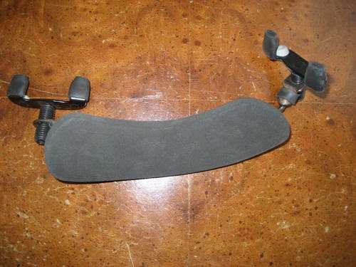 Wolf shoulder rest for half sized violins