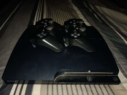 PS3 Slim jailbreaked(1TB)+69 games+3 controllers with cables