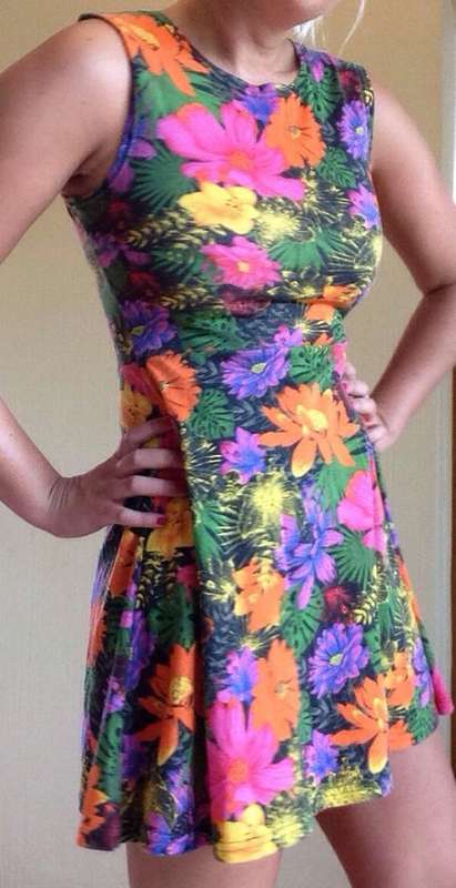 FLORAL SUMMER DRESS