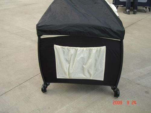 Side storage pocket