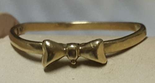 NEW LISTING! 9CT GOLD LADIES BOW RING  <CUTE>