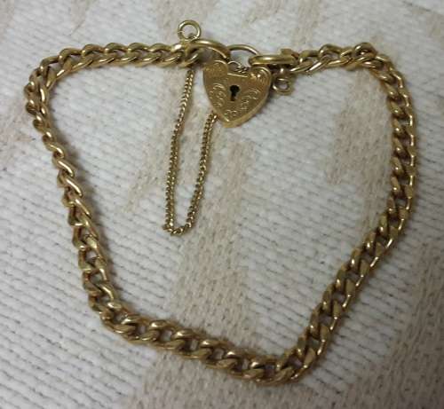 STUNNING LADIES 9CT GOLD BRACELET WITH HEART LOCK