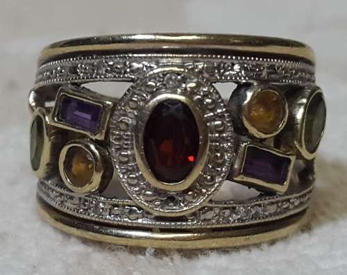 STUNNING LADIES 9CT GOLD RING WITH DIFFERENT COLOR STONES BEAUTIFUL PIECE SIZE P