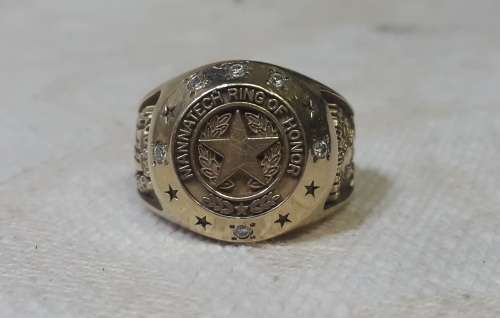 SOLID AND HEAVY 10CT GOLD MENS "ALL STAR" "PRESIDENTIAL" MANNATECH RING OF HONOR 31.3GRAM