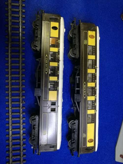 Tri-Ang train carriages