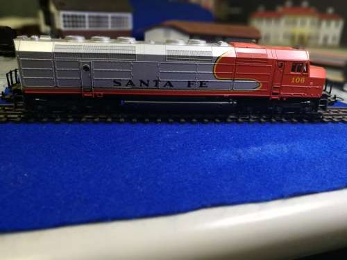 LIMA " Santa Fe " locomotive