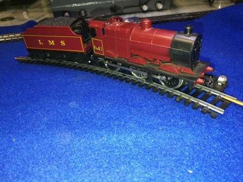 LIMA locomotive and Coal Carriage