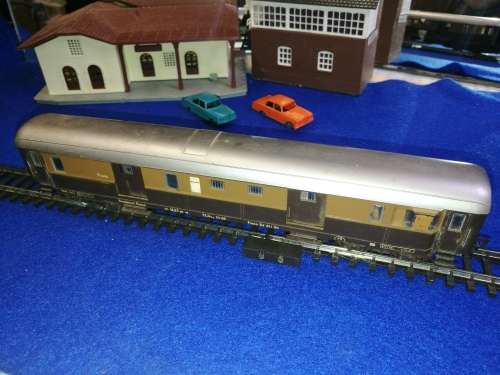 Vintage Fleischmann HO train carriage