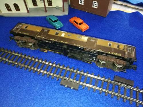Vintage Fleischmann HO train carriage